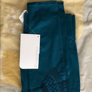 Fabletics Ishanti Tight Major Moves